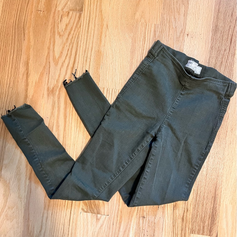 Free People Olive green Skinny pants size 24
